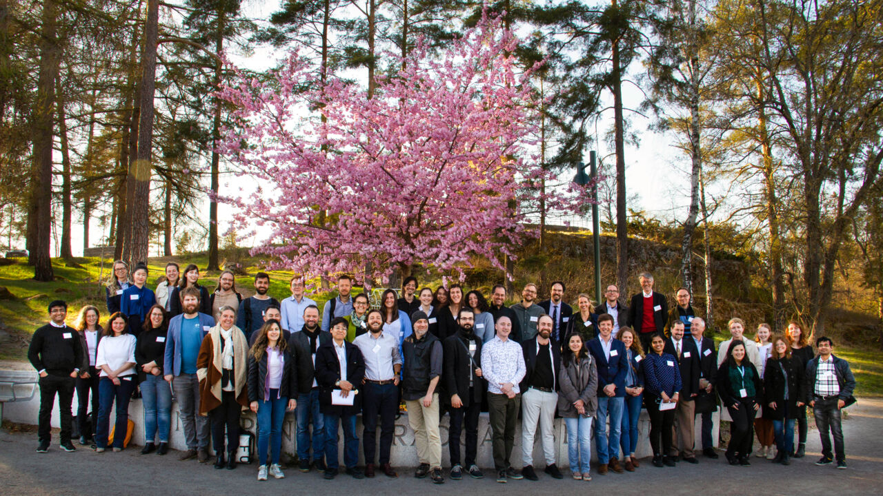 Group image of WCMM LiU at Trädgårdsföreningen in Linköping.