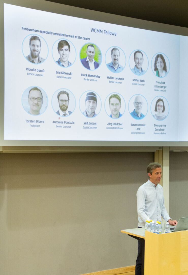 David Engblom introducerar dag två under WCMM-symposiet.
