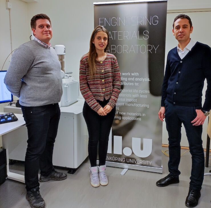 Mattias Calmunger, Cyrine Ben Belagem and Mohamed Loukil in the lab.