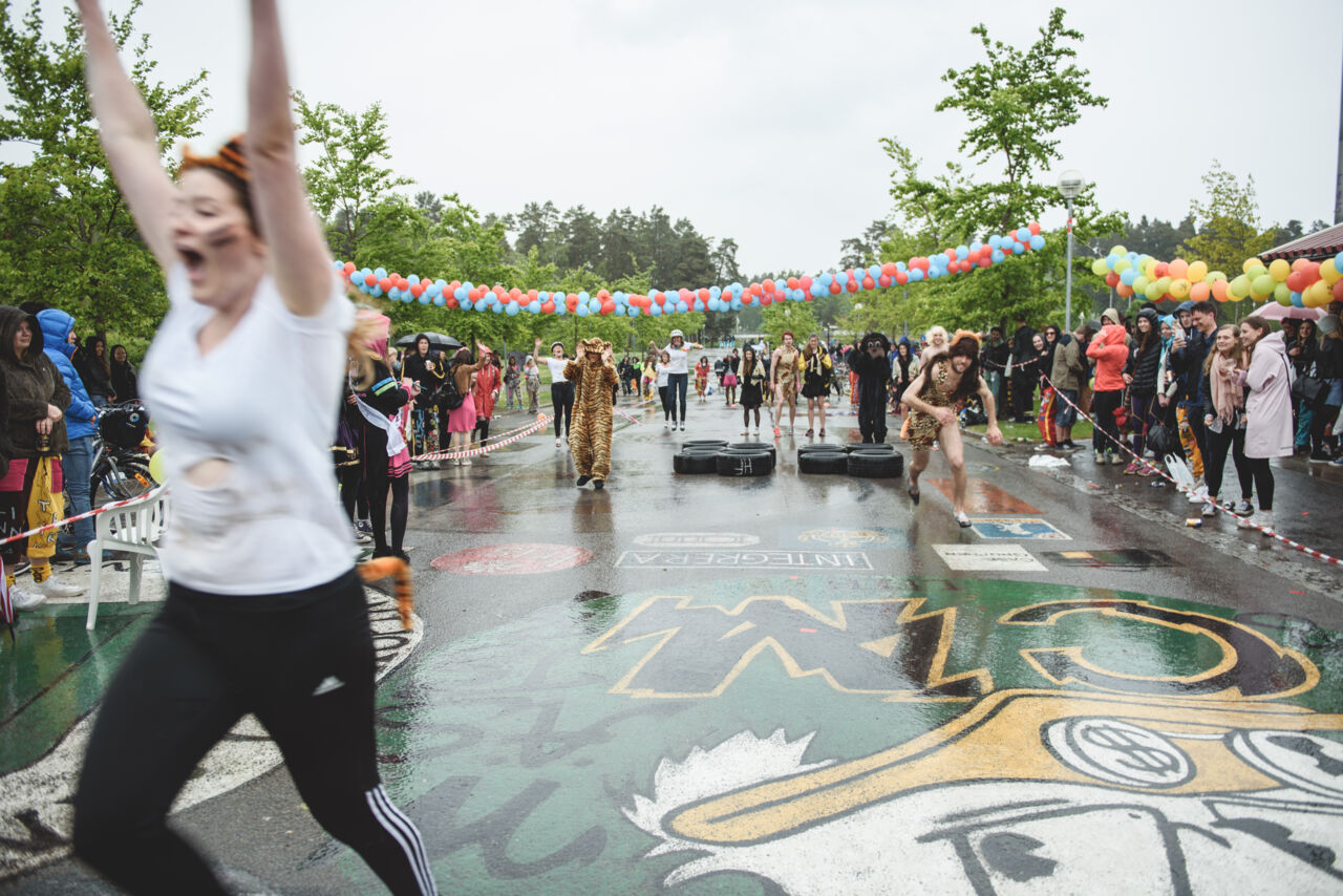 Picture of running students