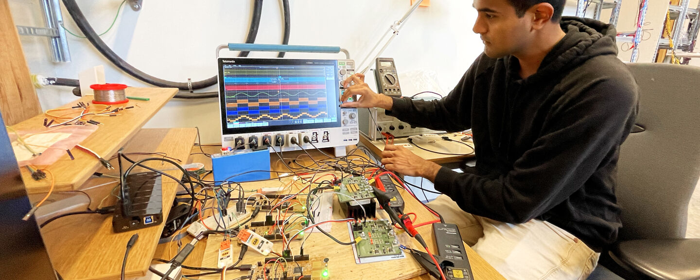 Arvind Balachandran, PhD Student, Division of Vehicular Systems reads oscilloscope