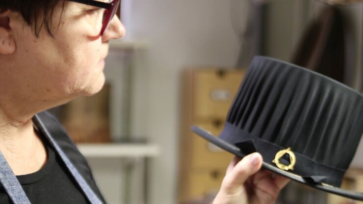 Link to a film om making a doctor's hat