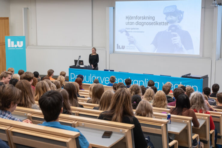 Föreläsning i sal i C-huset på Campus Valla