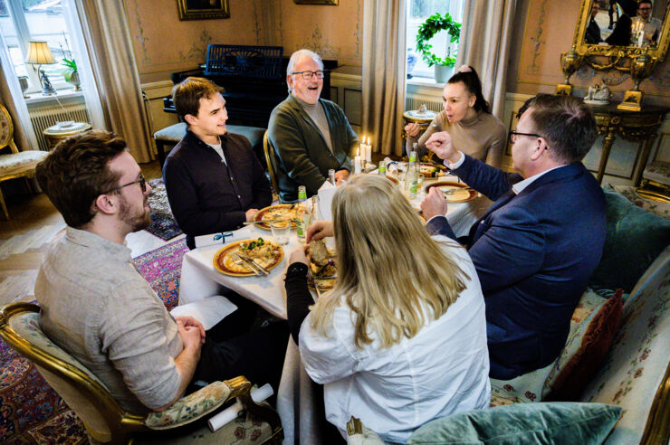 Representanter från Norrköpings Polytekniska Förening tillsammans med 2022 stipendiemottagare.