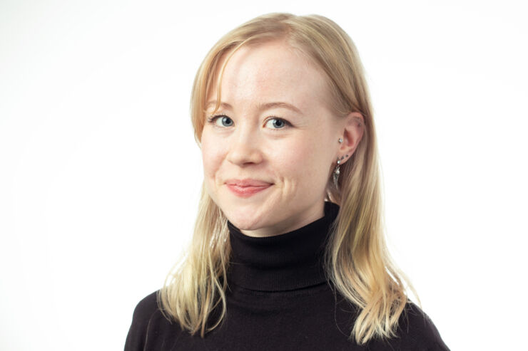 Female scientist, portrait photo.