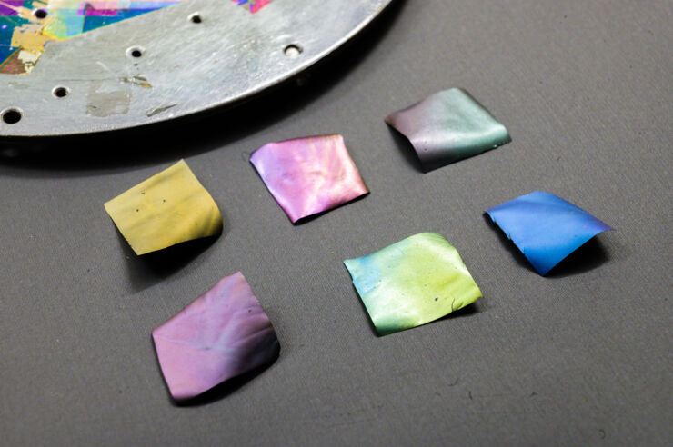Six cellulosa sheets in happy colours.