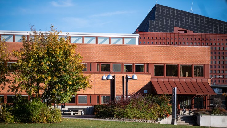 Image of Building E, Campus Valla.