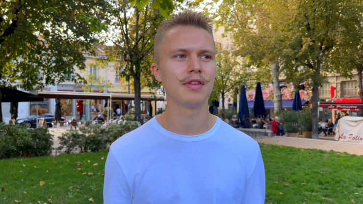 Nils Wärnsberg i en park i Saint-Étienne