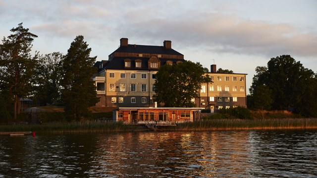 Foto på konferenshotellet Rimforsa Strand vid sjön