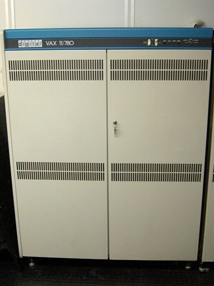 VAX 11 minidator