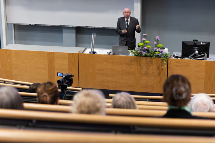 Hedersdoktor Lennart Nordenfelt föreläser i Hasselqvist-salen