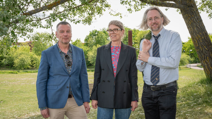 Gruppbild på Björn Lilieblad från Östergötlands museum, Bodil Axelsson från Linköpings universitet och David Ludvigsson från Linköpings universitet.