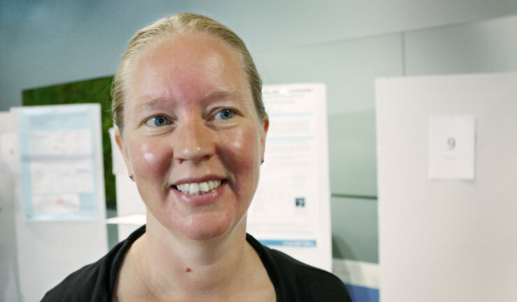 Photo portrait of female scientist.