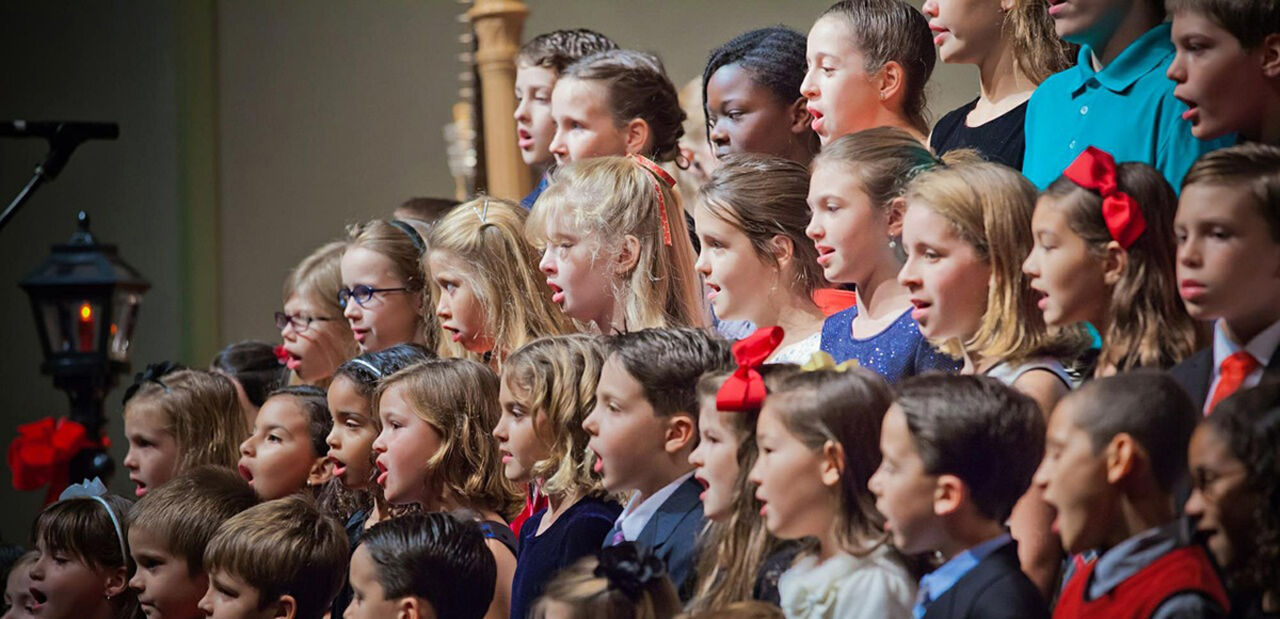 Children's choir.
