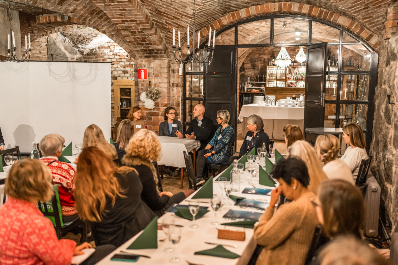 Vetenskaplig salong på Munkkällaren