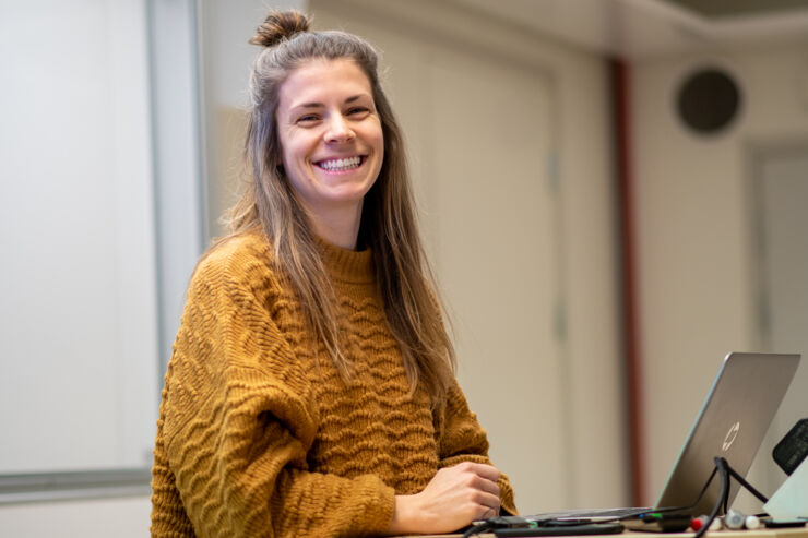 Mimmi Gustafsson, doktorand på IEI med ett stort leende på läpparna