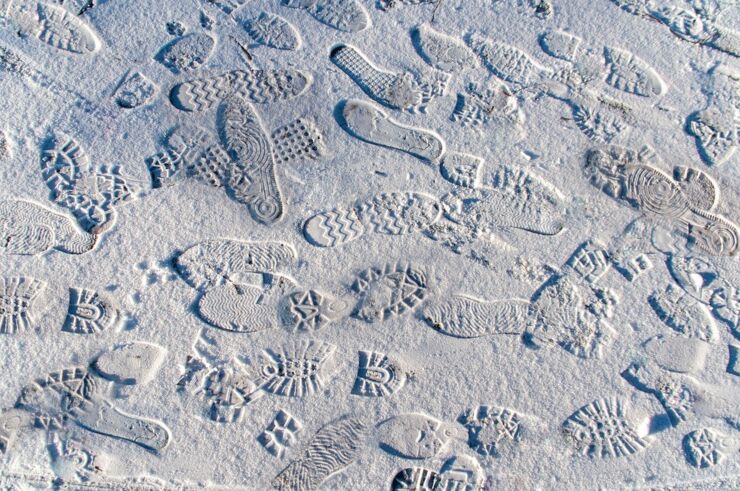 Fotspår i snön.