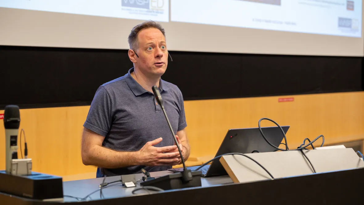Lecture by Fredrik Heintz.