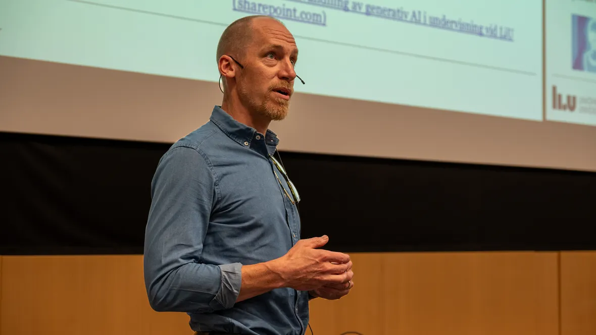 Lecture by Tobias Trofast.