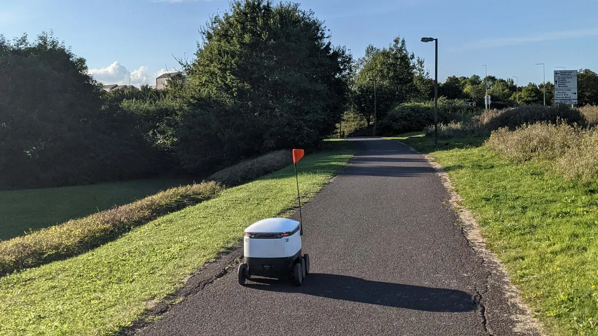 Robot on cycle path