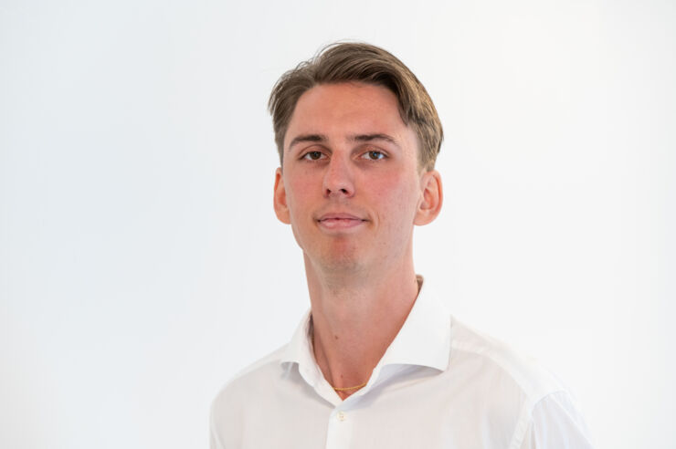 Headshot of a young man.