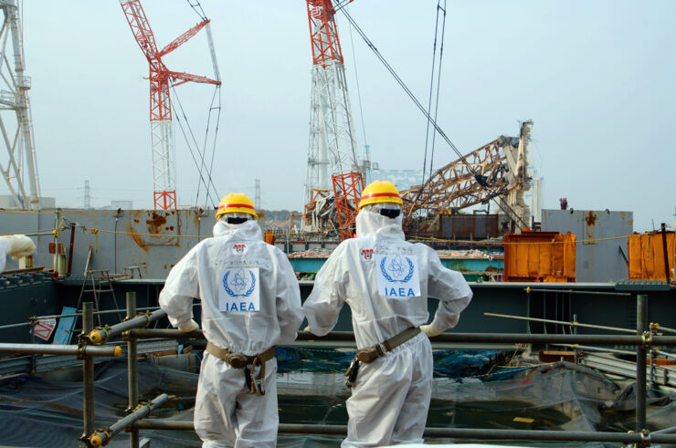 IAEA-inspektörer vid Fukushima, Japan.