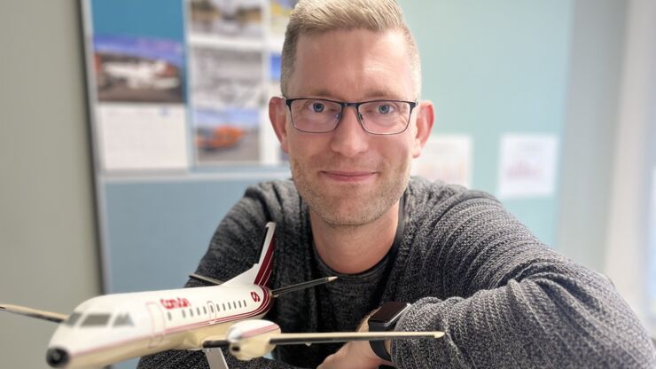 Porträttbild av Ola Andersson, tidigare student på programmet Flygtransport och logistik vid LiU