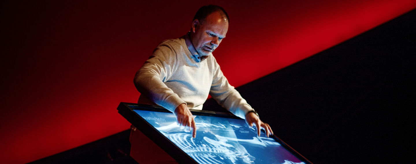 Anders Ynnerman at the visualization table