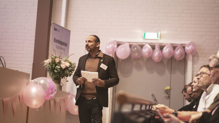 Peter Borring som moderator för paneldebatt